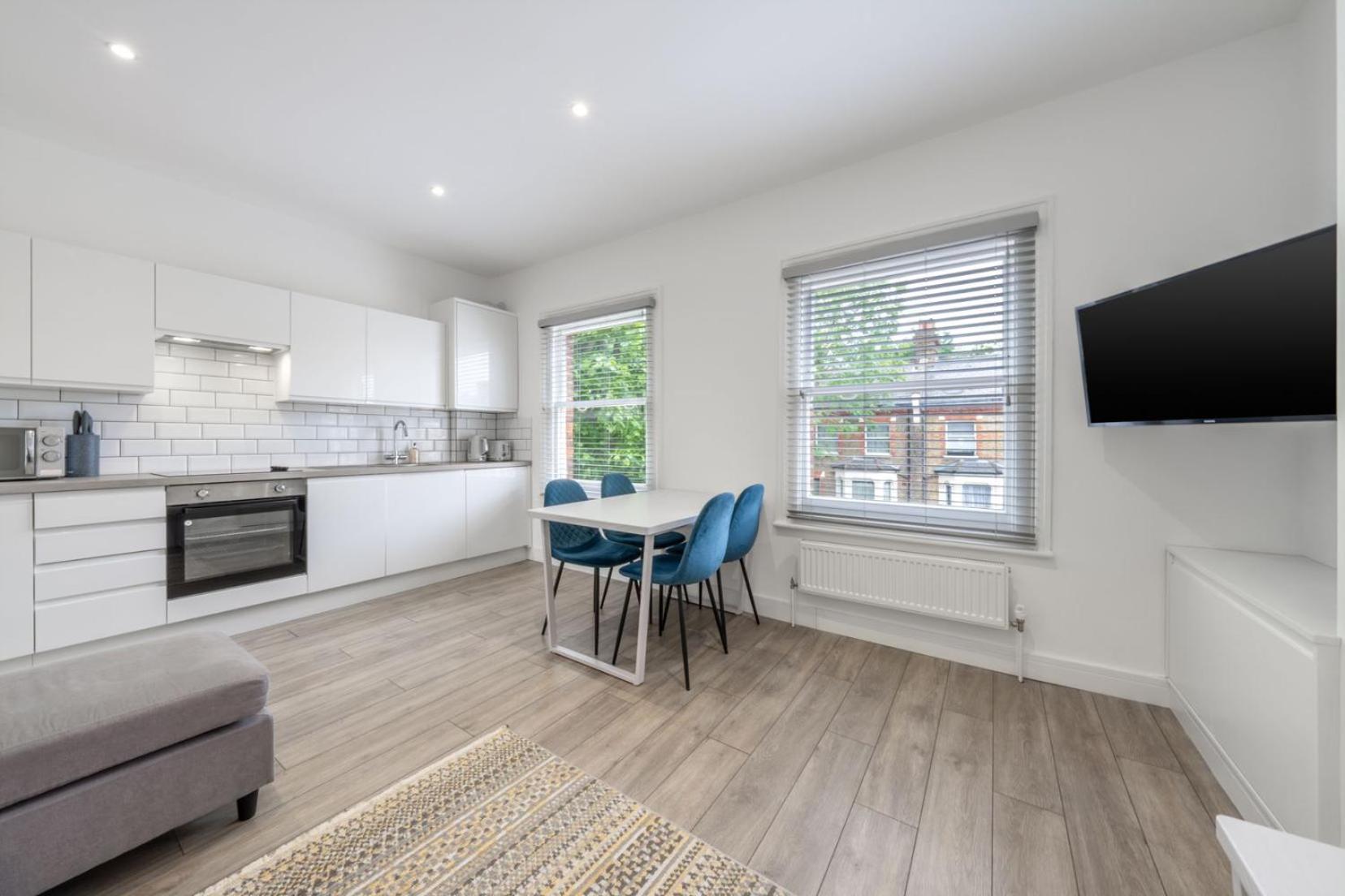 Modern Split Level 2Br Spacious Apt Maida Vale 伦敦 外观 照片